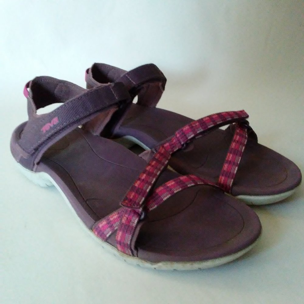 Teva Women's Waterproof Comfort Sandal 9 Medium